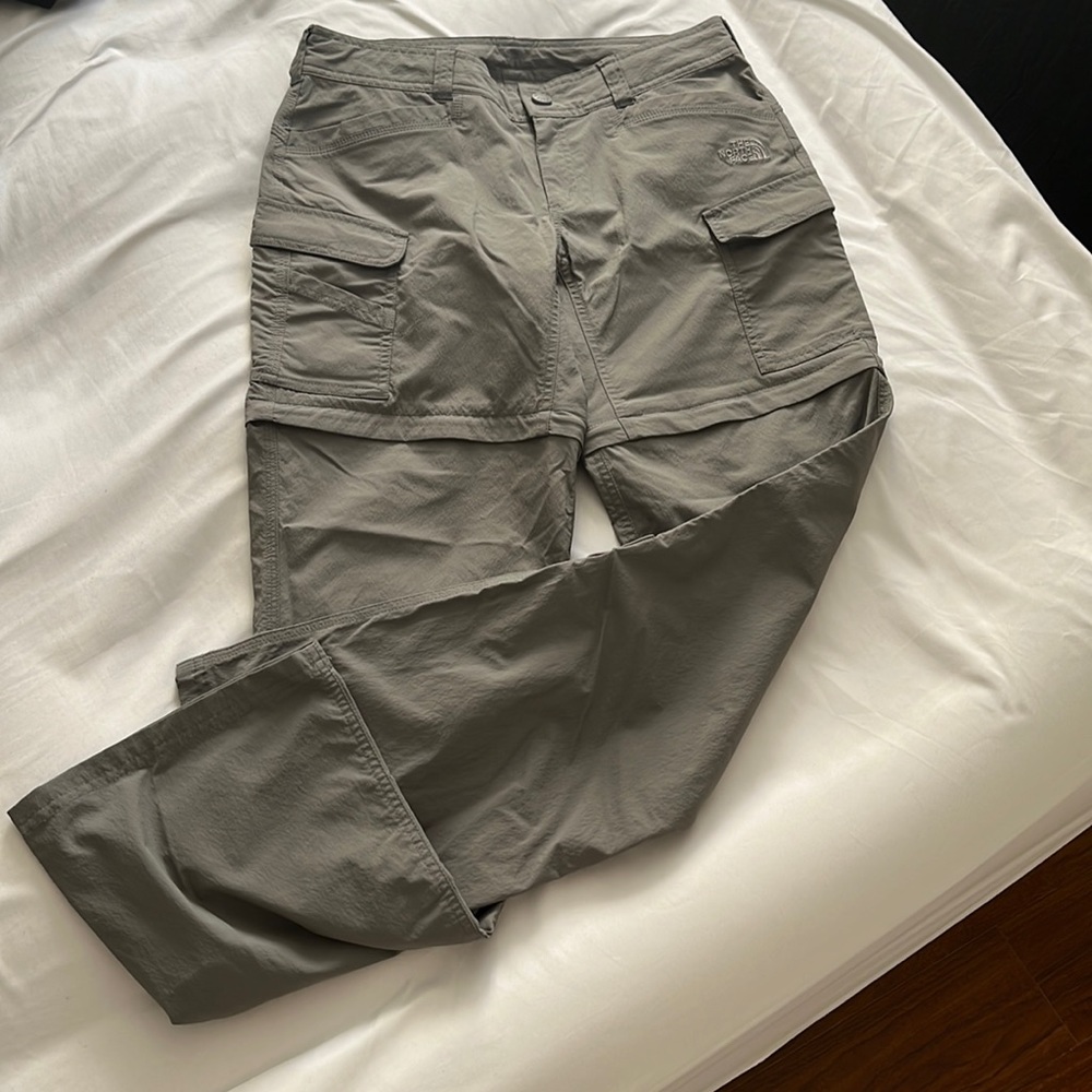 The north face - convertible hiking pants (to shorts)